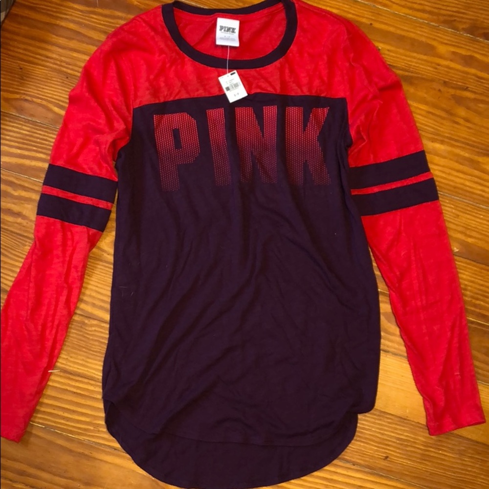 Long Sleeve VS Pink shirt